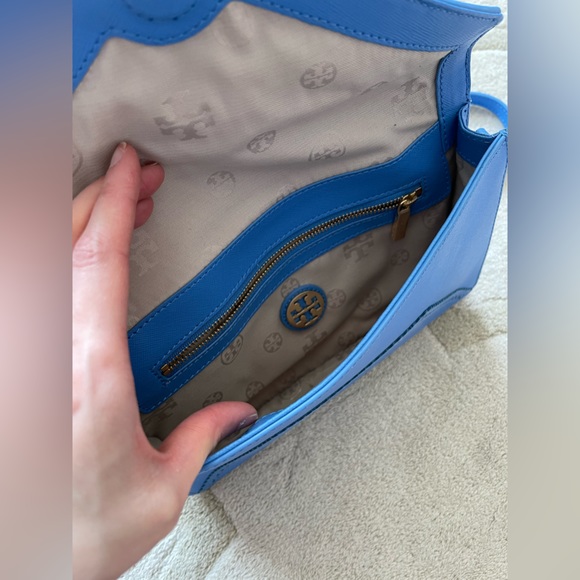Tory Burch sky blue leather shoulder bag - Picture 11 of 14